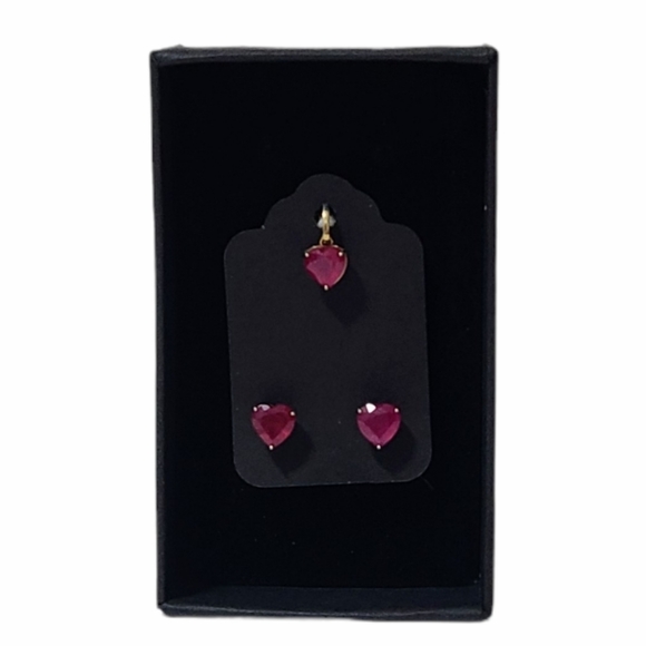 RUBY Earrings & Pendant in 18k Gold Settings - Picture 3 of 6